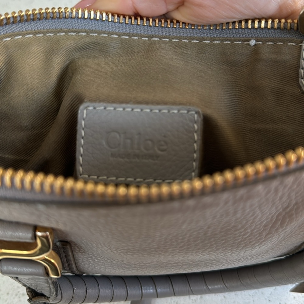 *Limited* Small Gorgeous Gray Chloe w/Card Holder - Picture 5 of 8